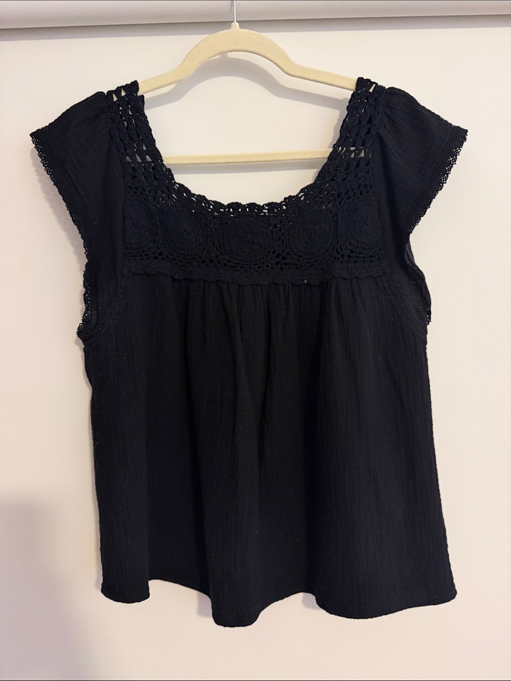 Honorine Black Crochet Top